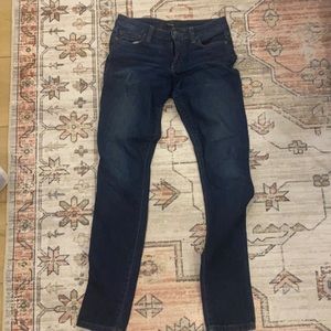 Joe’s skinny leg jeans size 26
